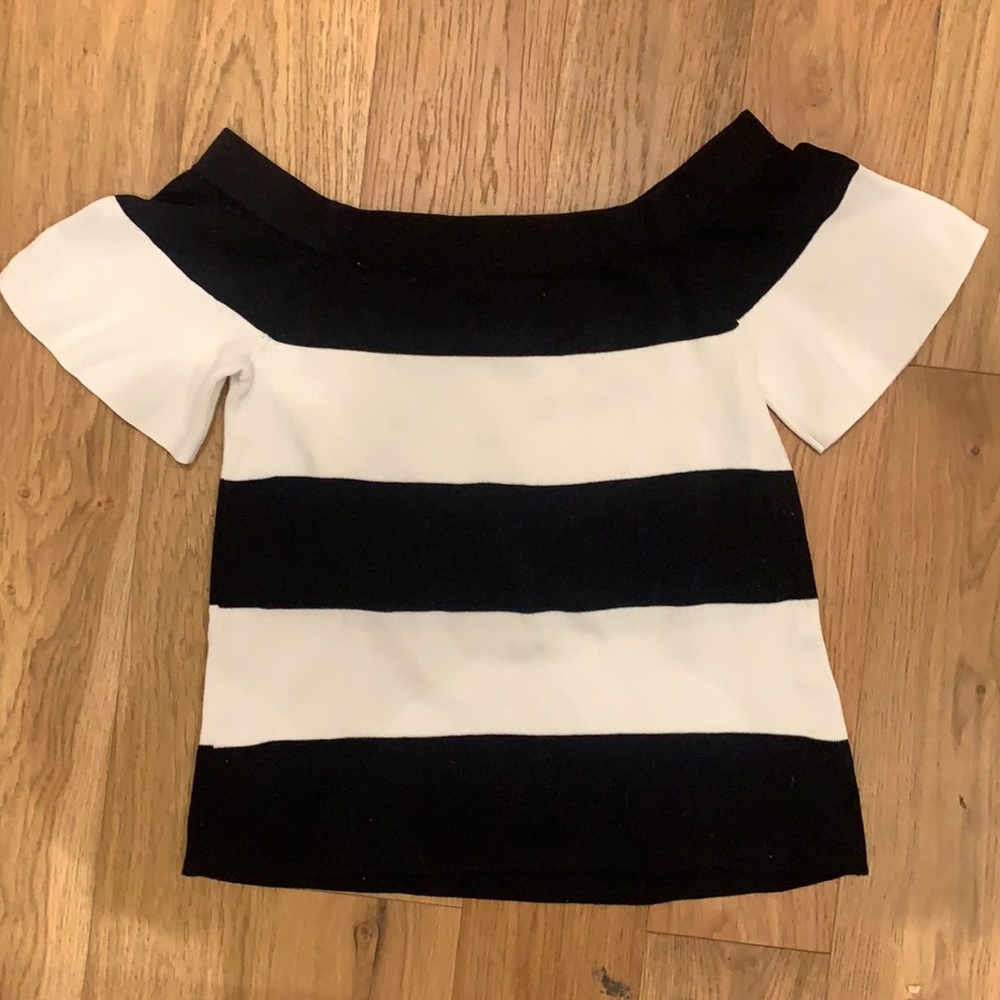 Never worn off the shoulder LOFT blouse